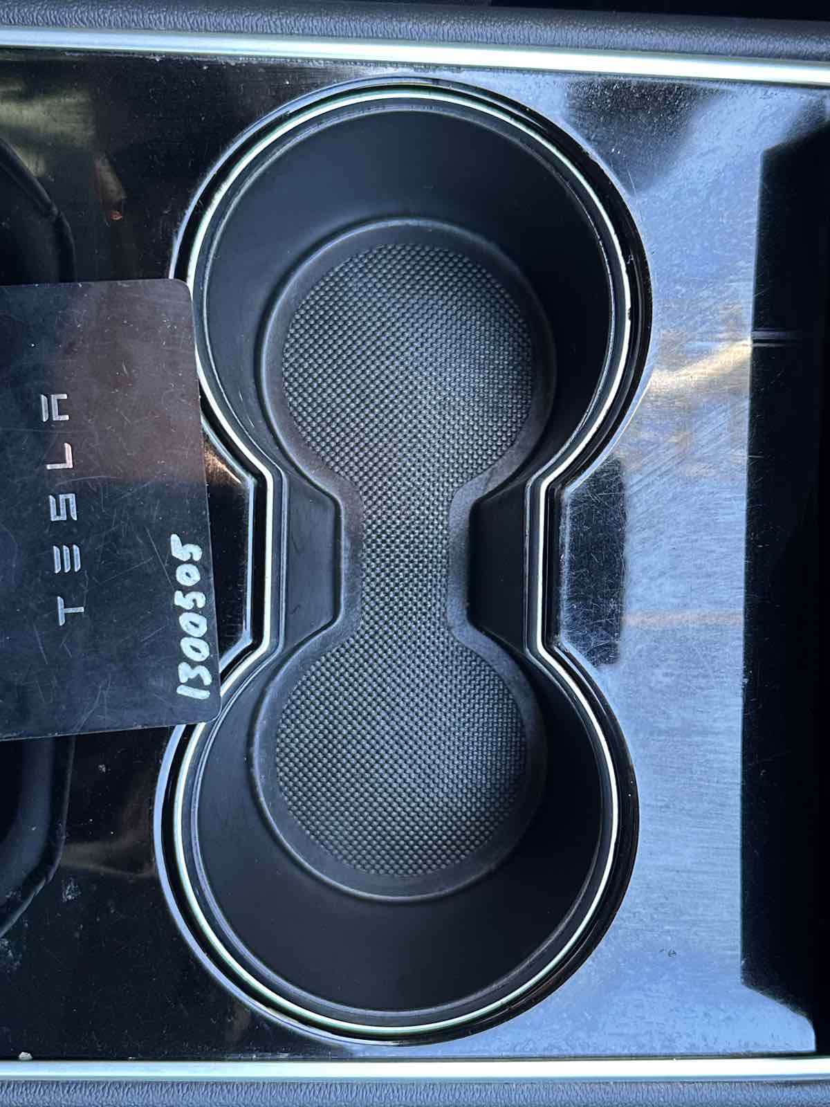 Tesla Model 3 photo 31