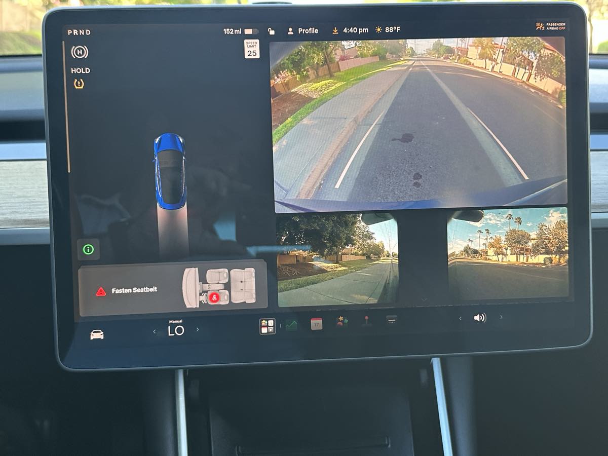 Tesla Model 3 photo 33