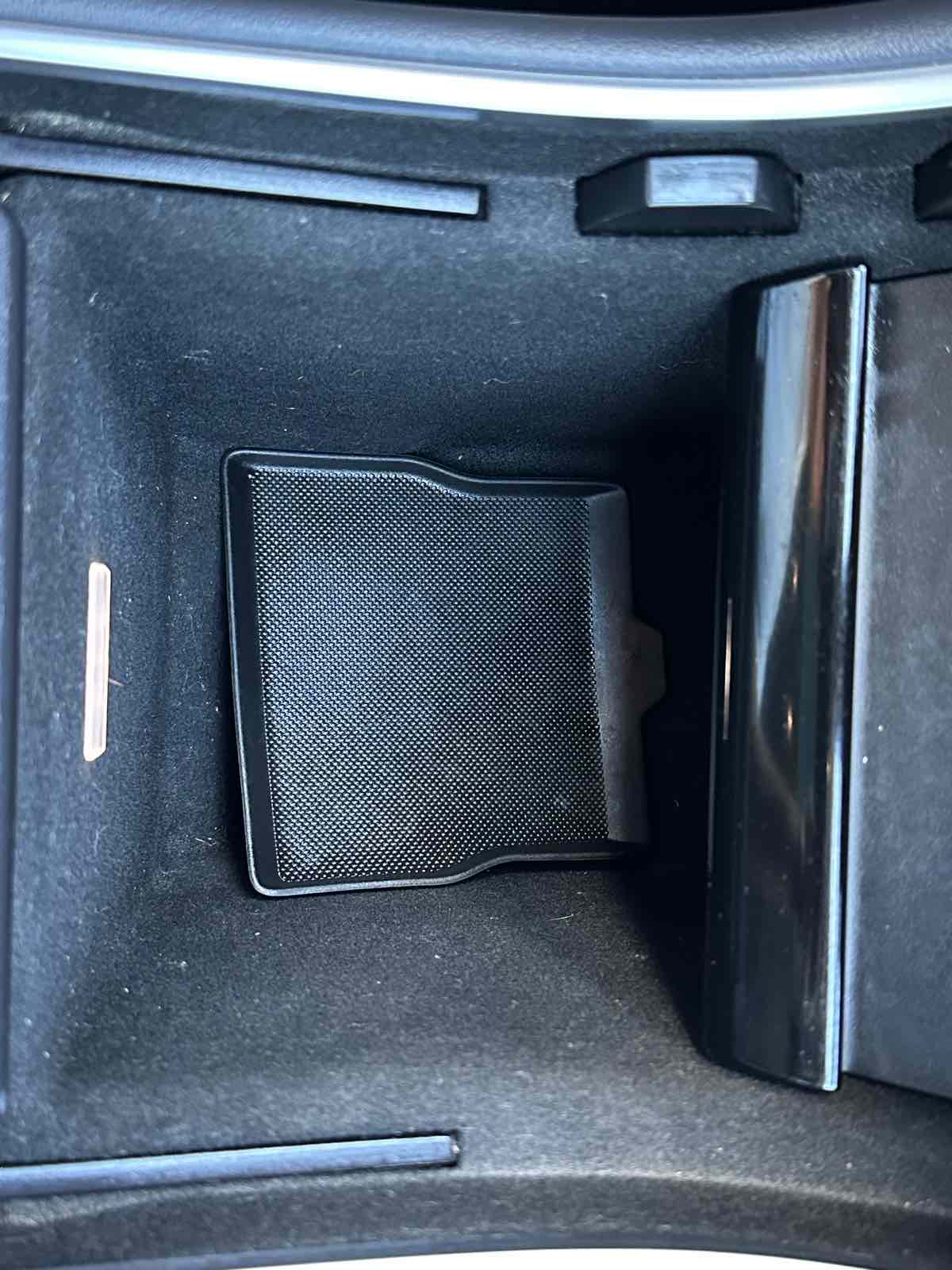 Tesla Model 3 photo 34