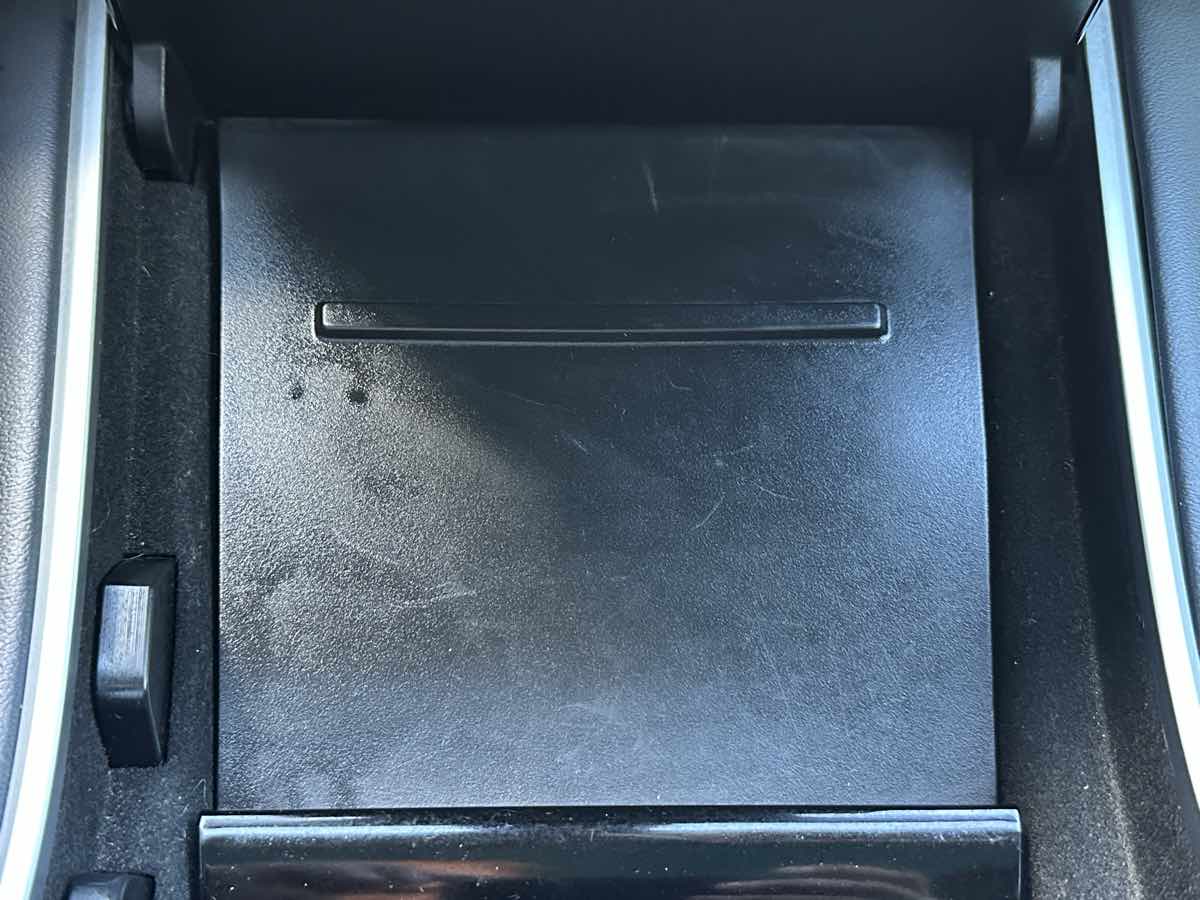 Tesla Model 3 photo 35