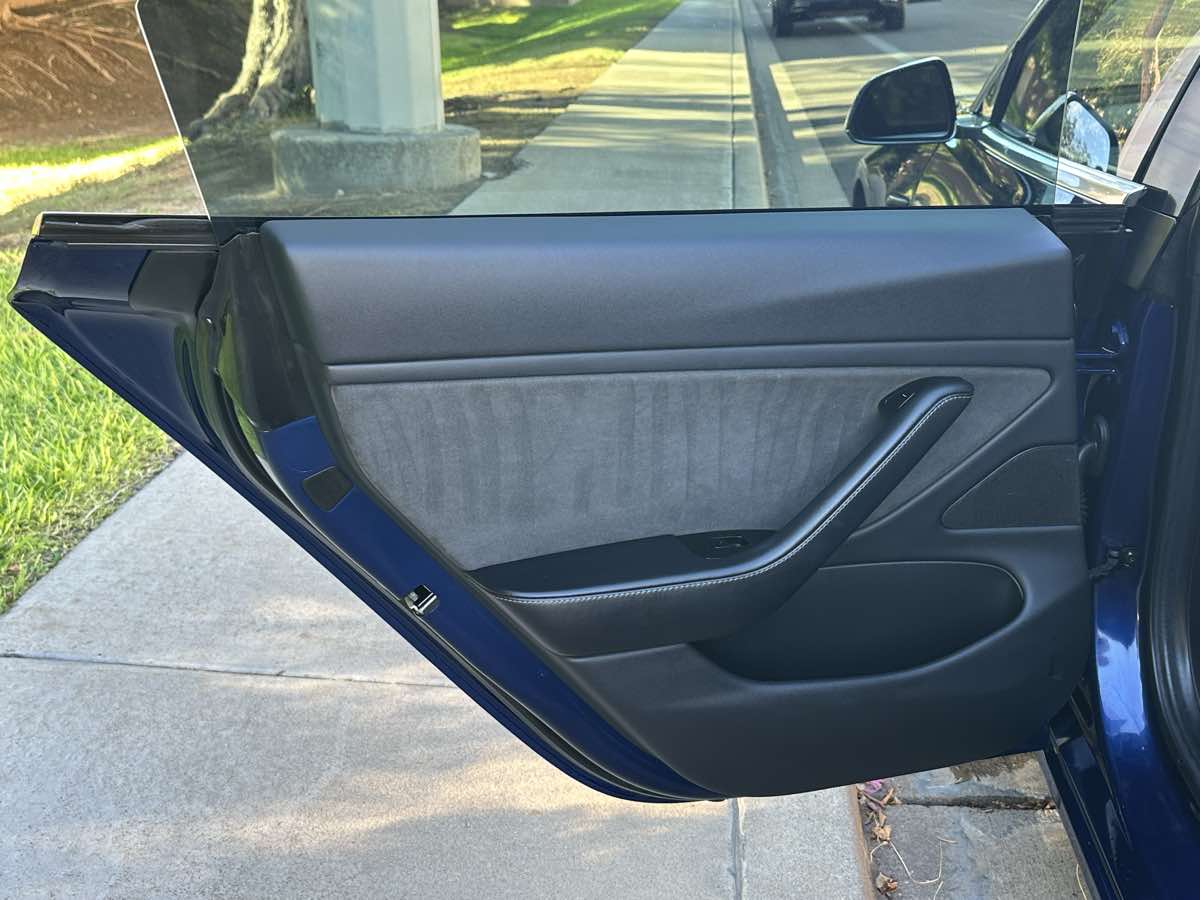 Tesla Model 3 photo 41