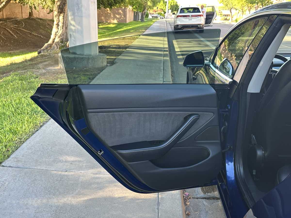 Tesla Model 3 photo 42