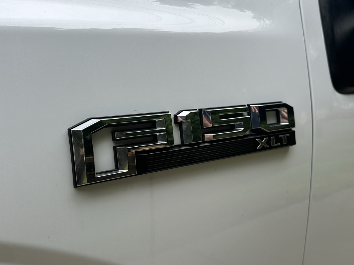 Ford F-150 photo 10