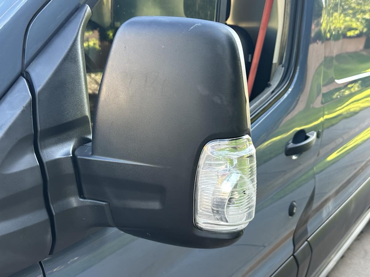 Ford Transit photo 44