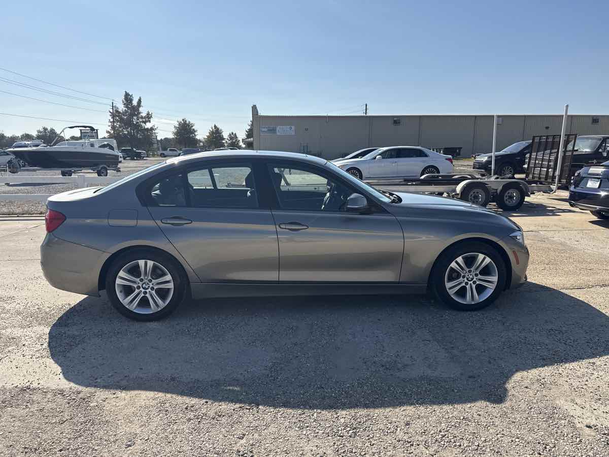 2016 Bmw 328i xDrive SA SULEV-PZEV photo 2