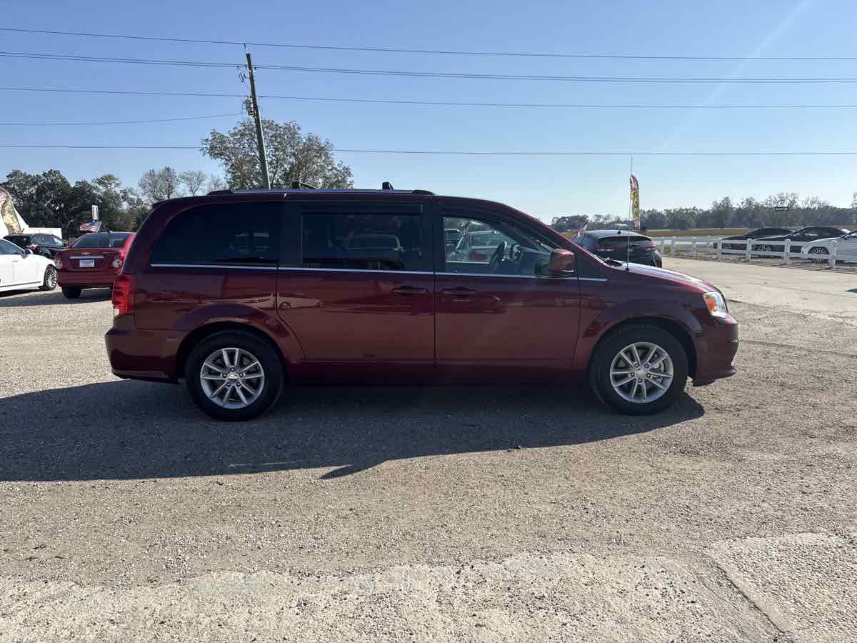 2019 Dodge Grand Caravan SXT photo 3