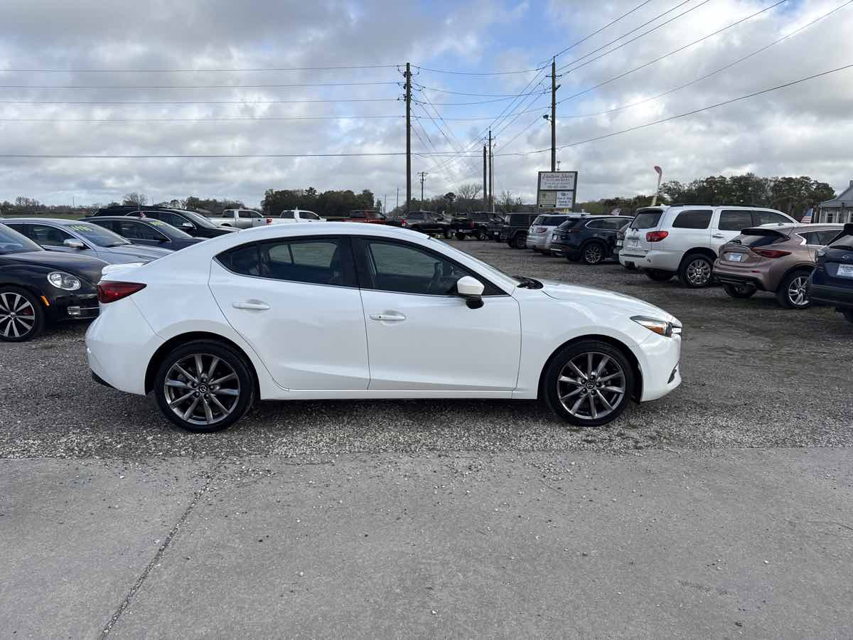 2018 Mazda Mazda3 Touring - Photo 3