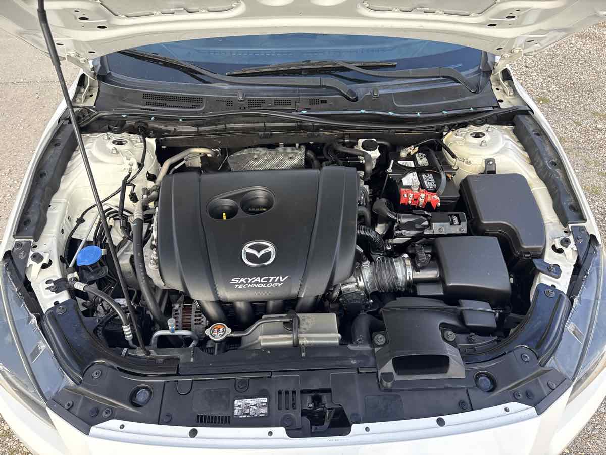 2018 Mazda Mazda3 Touring - Photo 12
