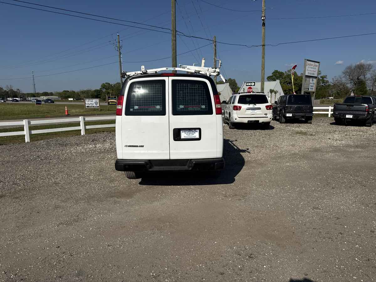 2018 Chevrolet Express Cargo Work Van - Photo 4