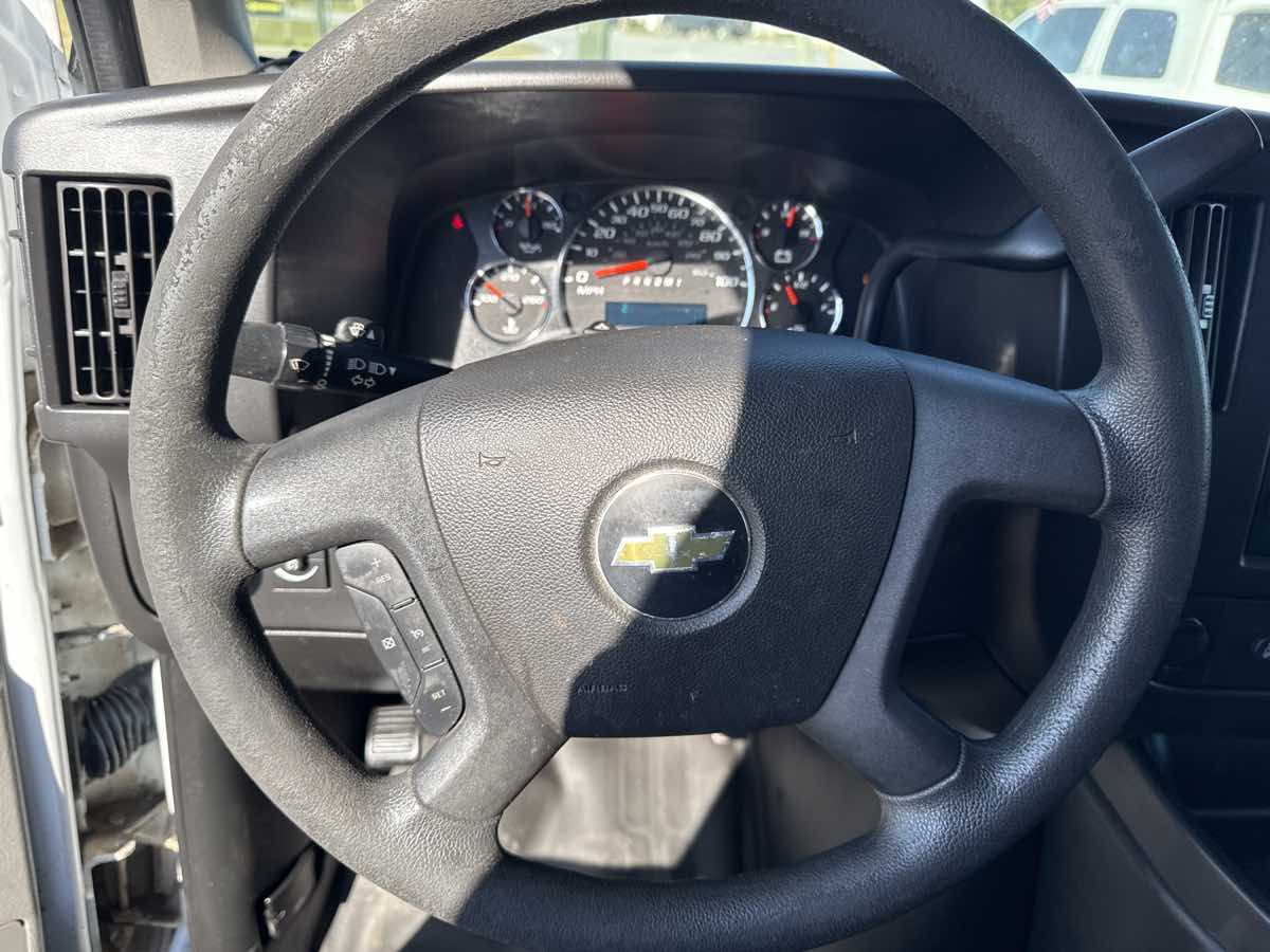 2018 Chevrolet Express Cargo Work Van - Photo 8