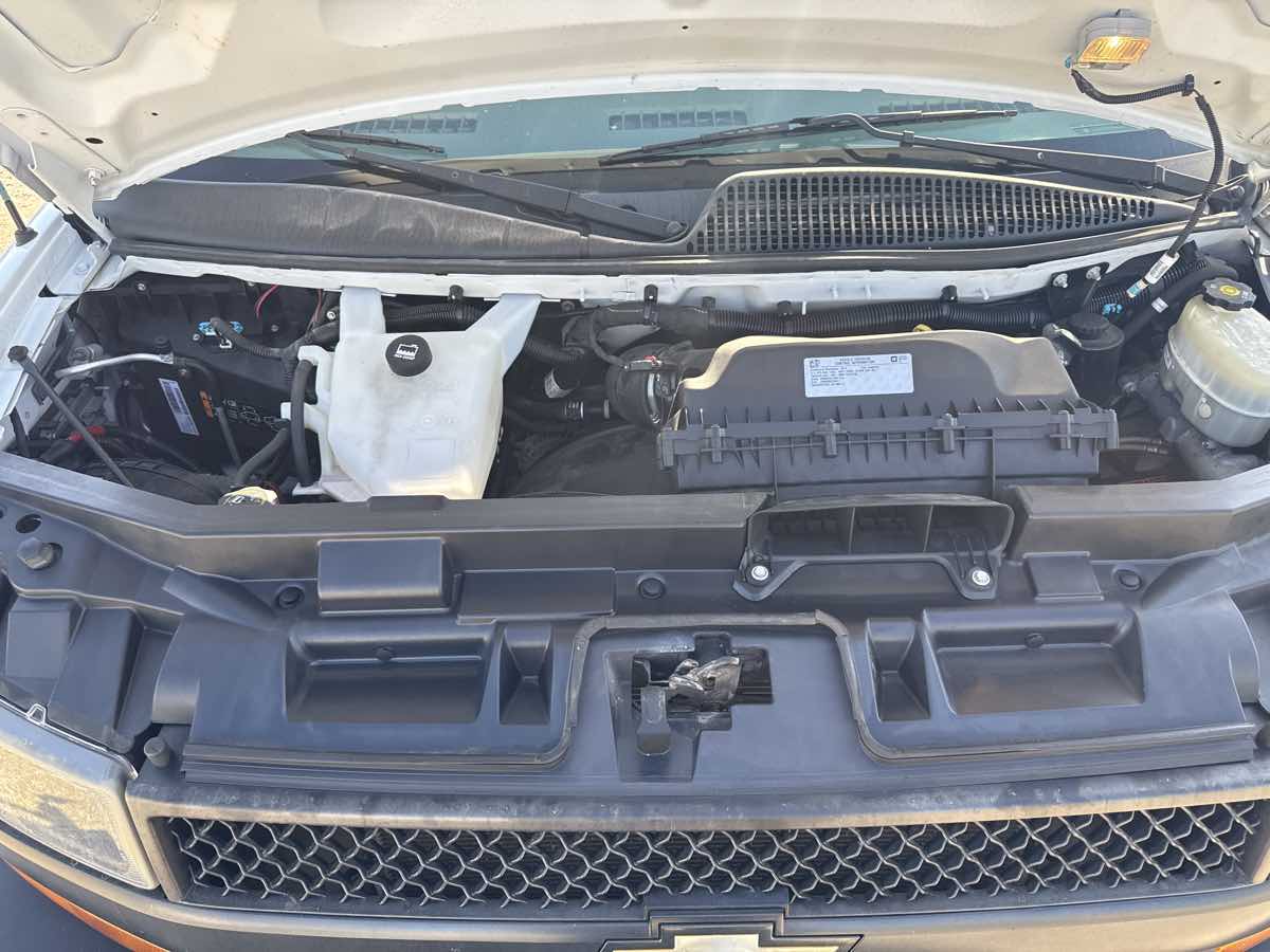 2018 Chevrolet Express Cargo Work Van - Photo 12
