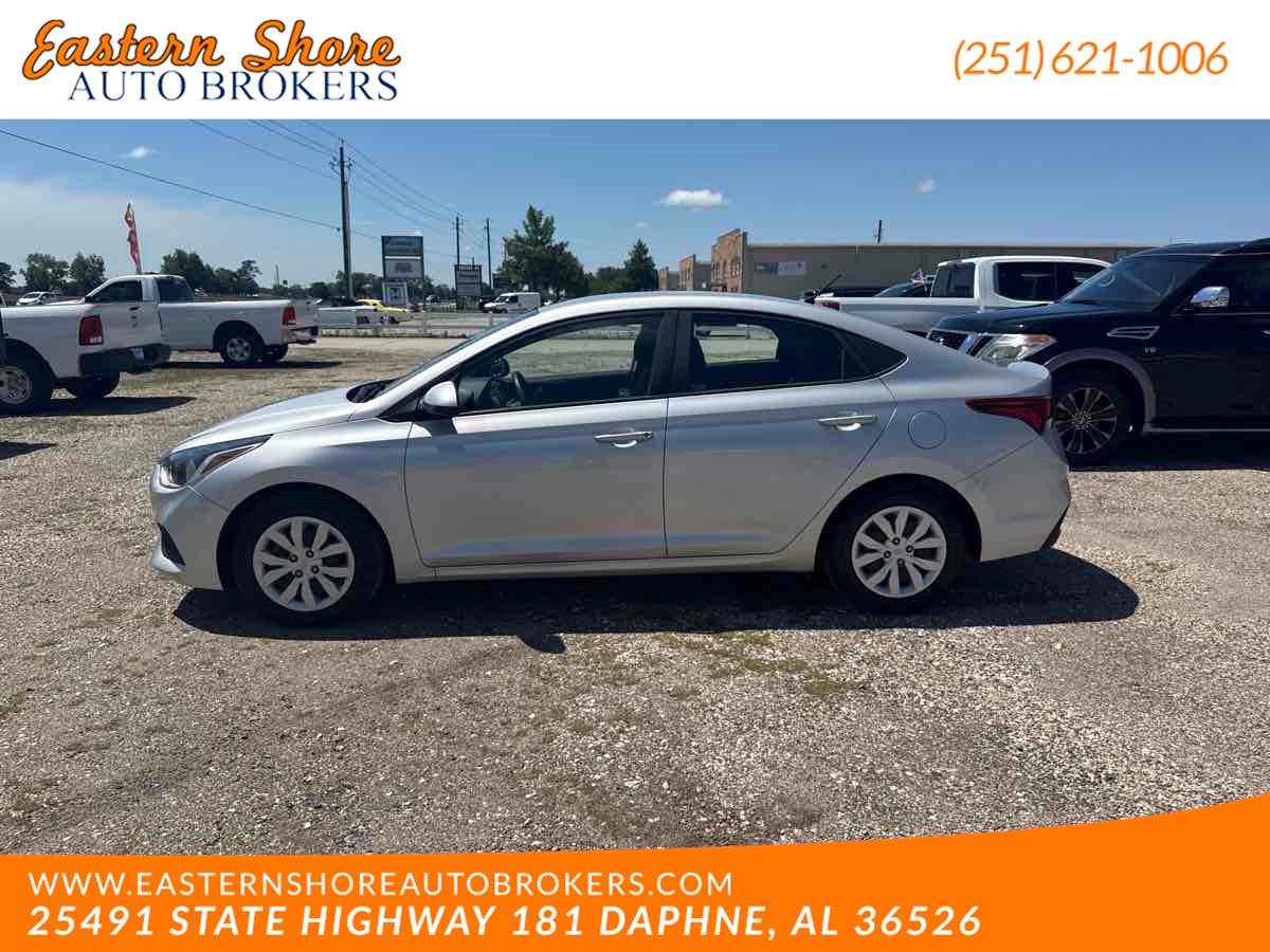 2020 Hyundai Accent SE 4-Door 6-Speed CVT's photo