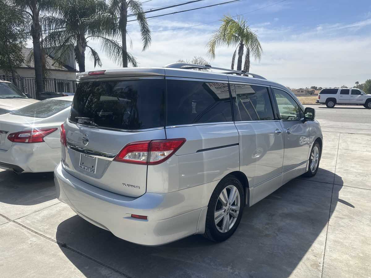 2015 Nissan Quest Platinum - Photo 4