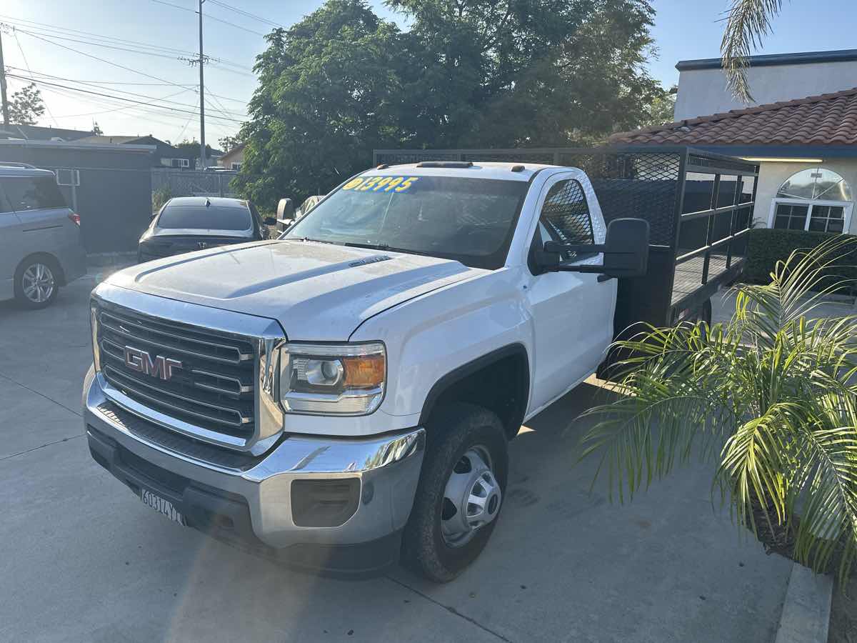 2015 GMC Sierra 3500 Chassis Cab Work Truck - Photo 3