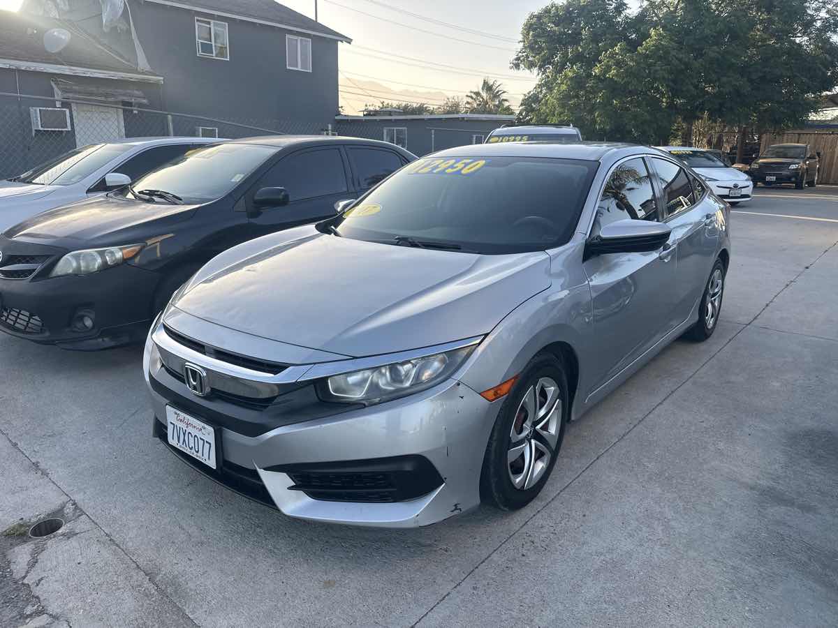 2017 Honda Civic LX - Photo 2
