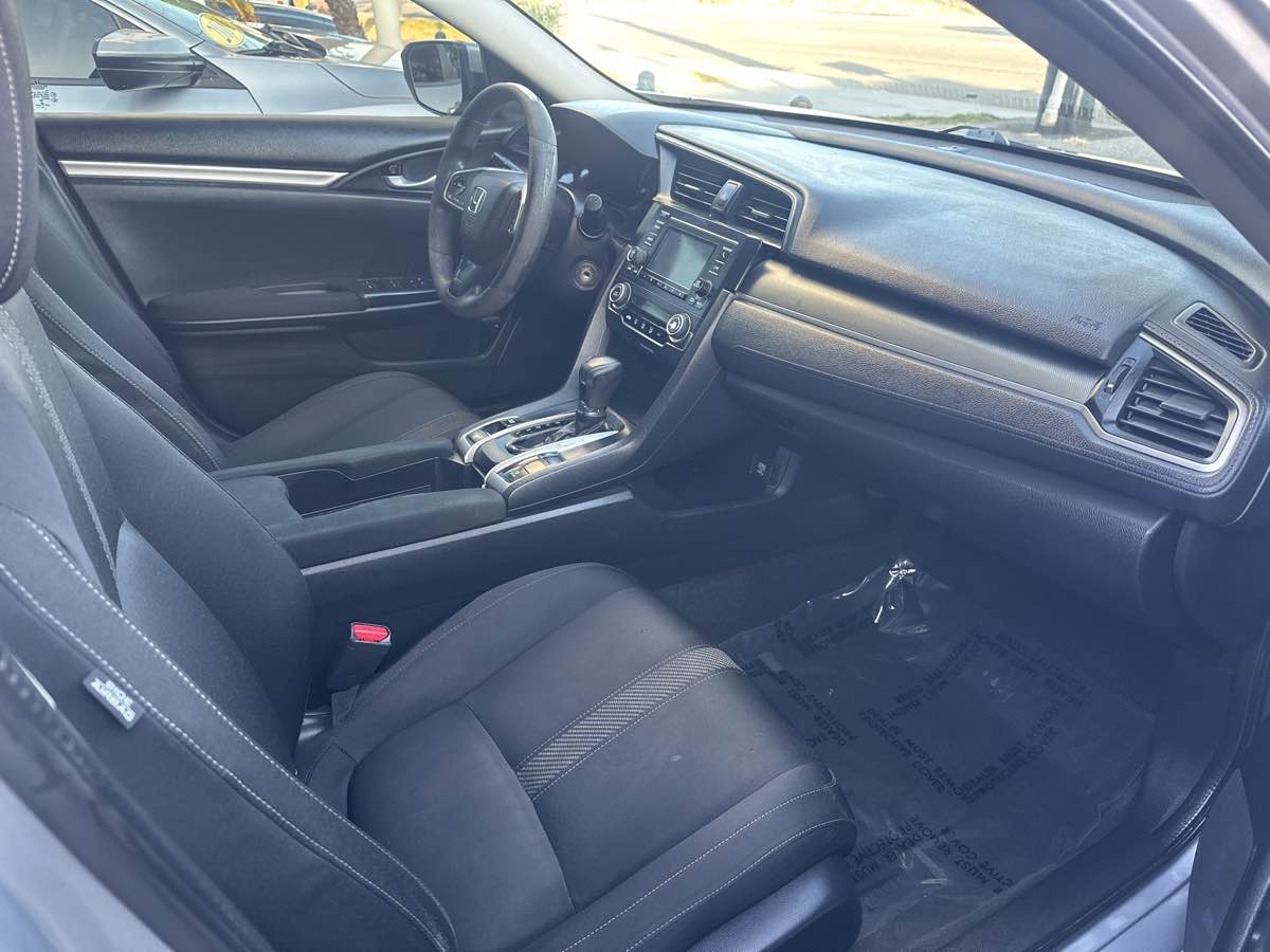 2017 Honda Civic LX - Photo 9