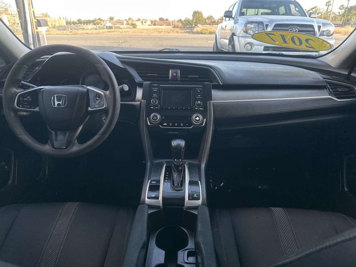 2017 Honda Civic LX - Photo 7