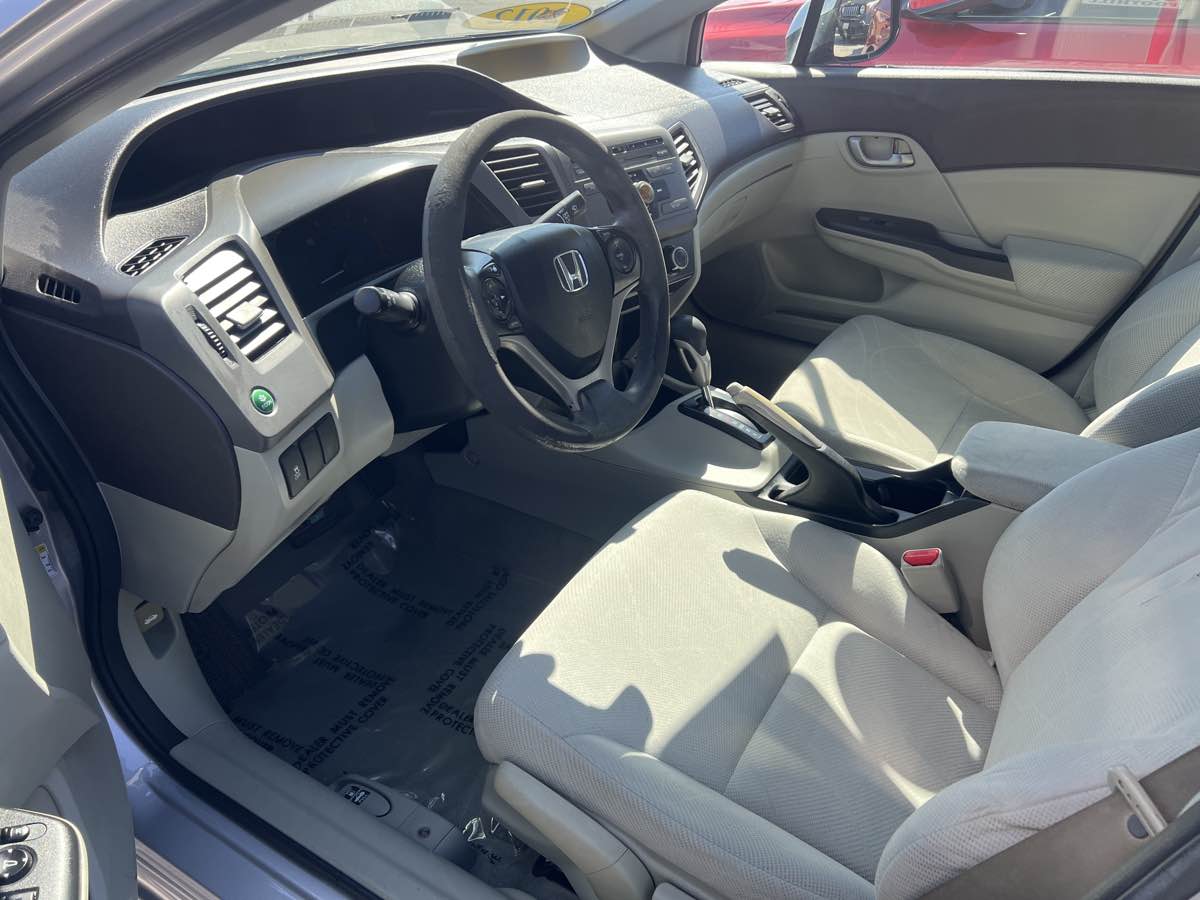 2012 Honda Civic LX - Photo 4