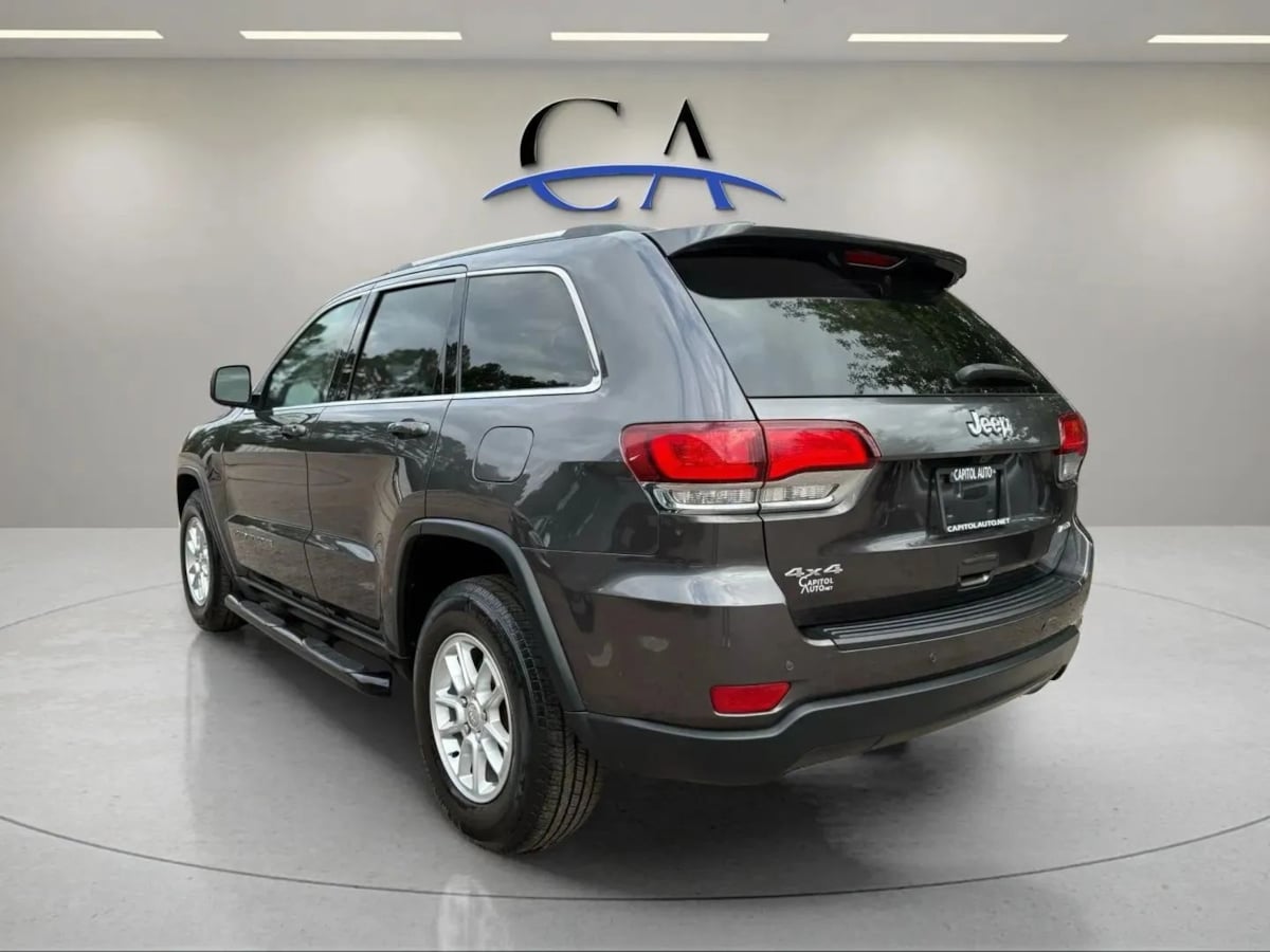 2020 Jeep Grand Cherokee Laredo E photo 4