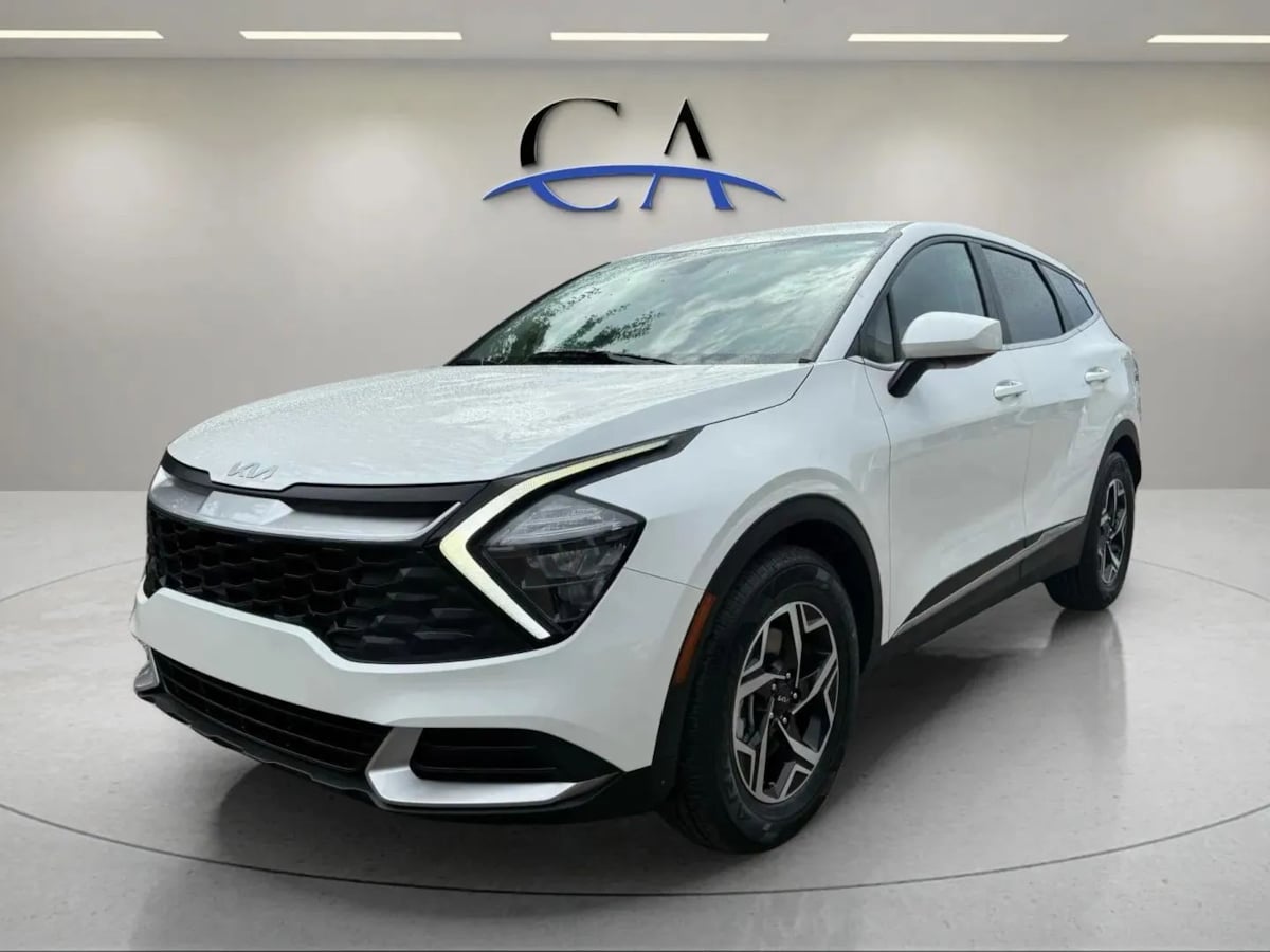 2023 Kia Sportage LX photo 3