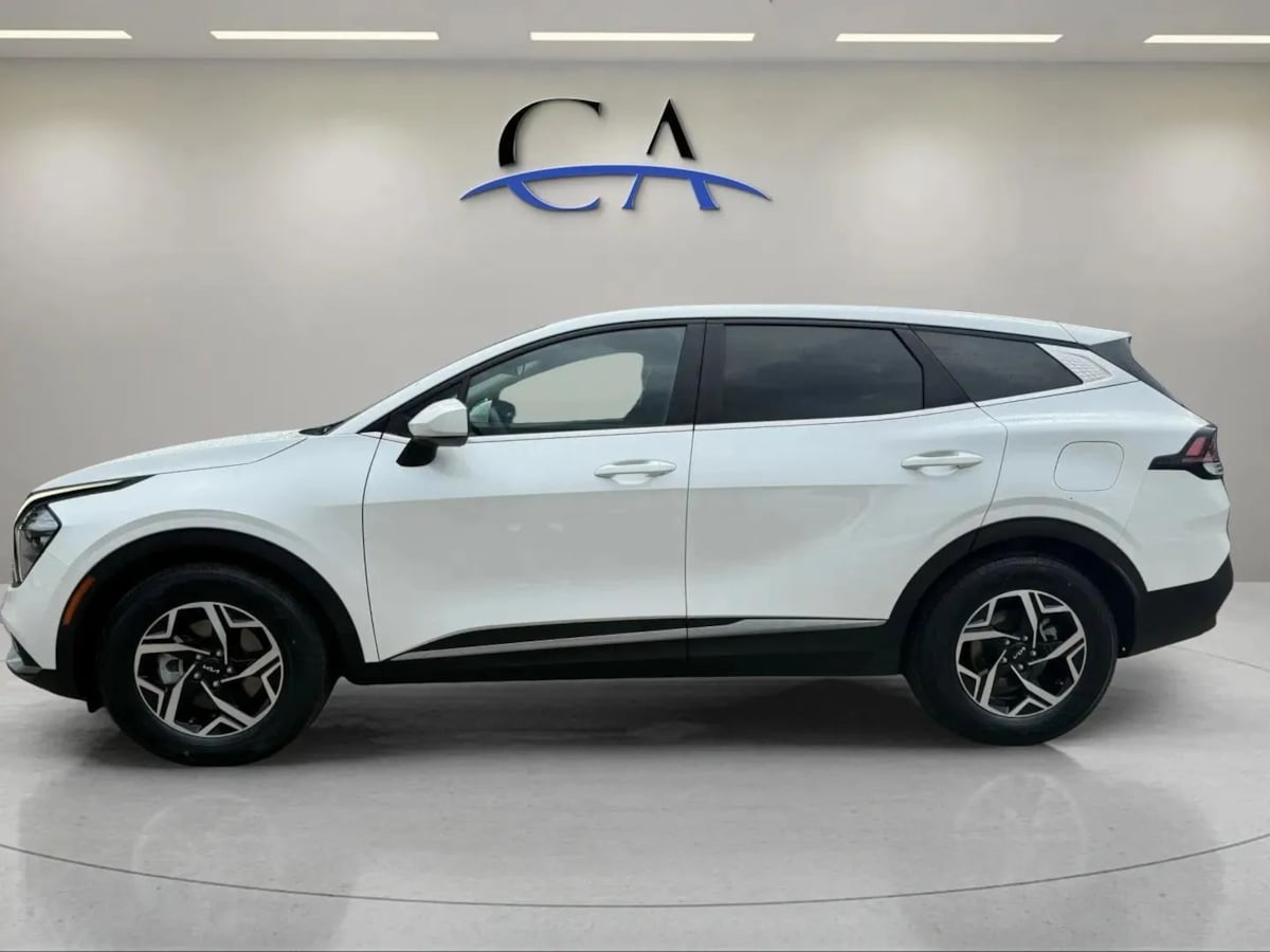 2023 Kia Sportage LX photo 4