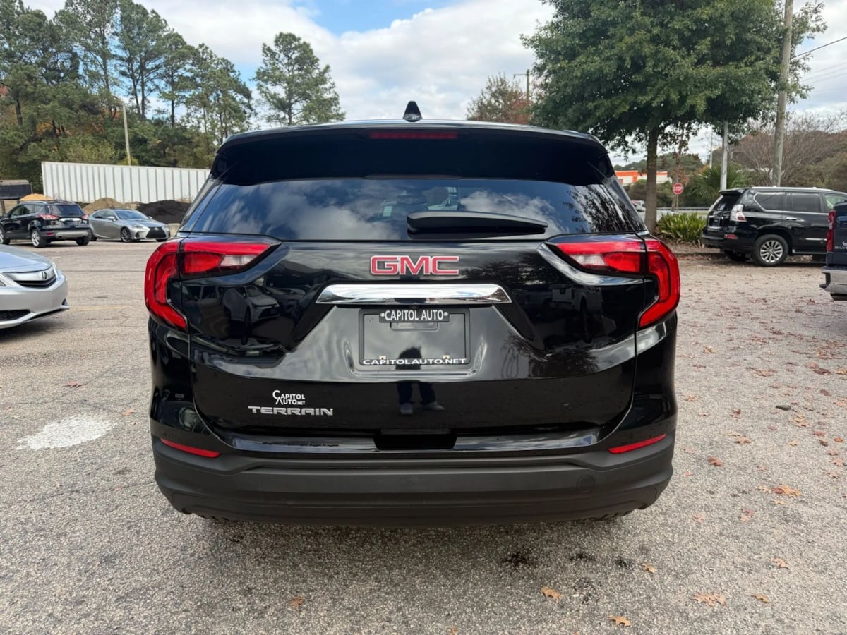 2020 Gmc Terrain SLE photo 4