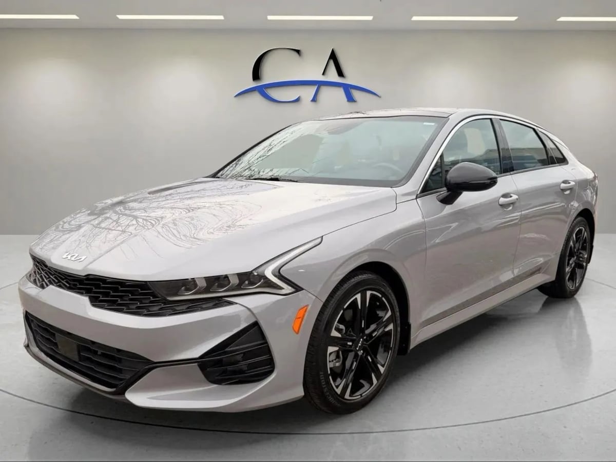 2022 Kia K5 GT-Line - Photo 3