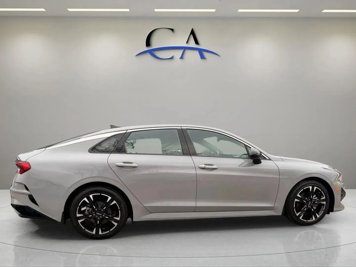 2022 Kia K5 GT-Line - Photo 8
