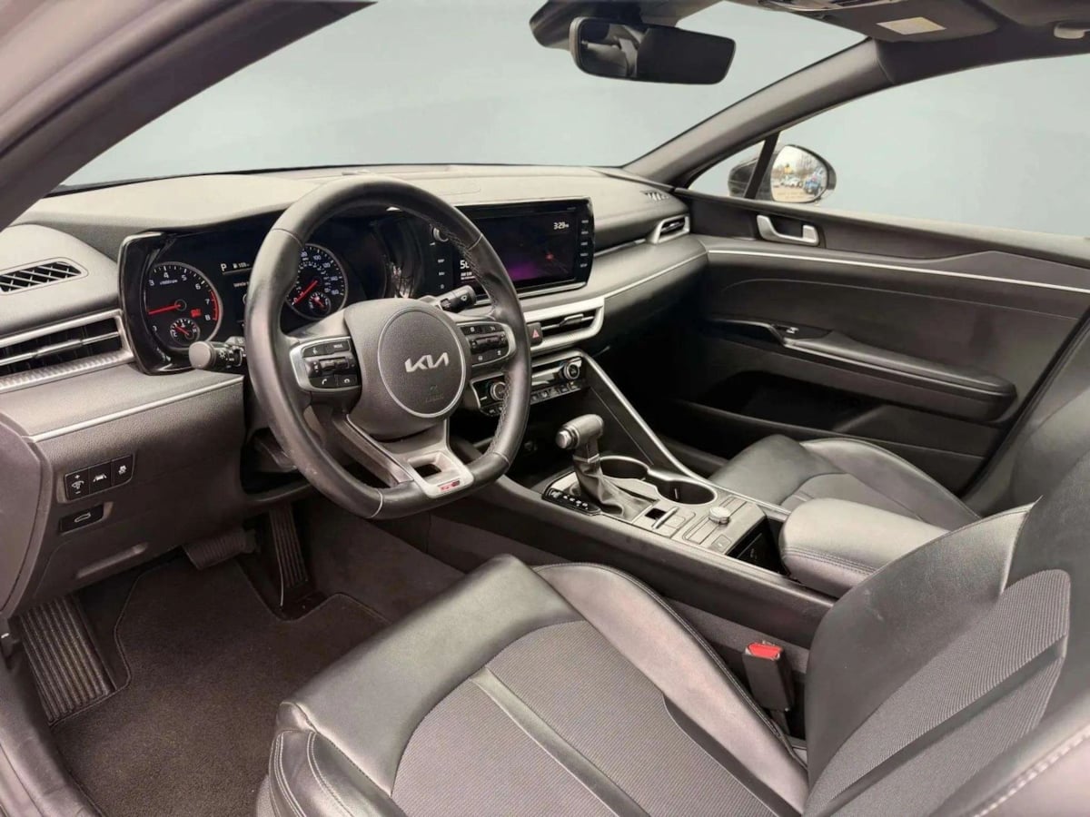 2022 Kia K5 GT-Line - Photo 10