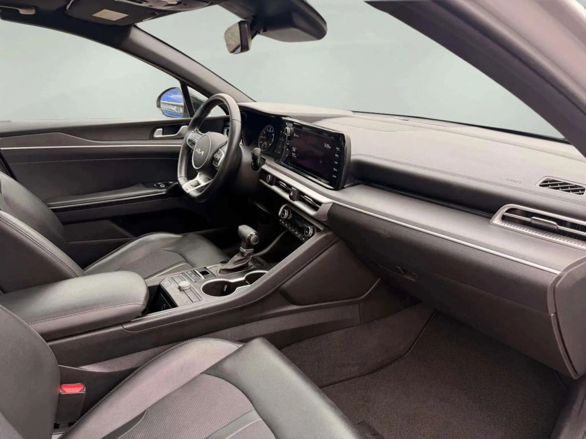2022 Kia K5 GT-Line - Photo 12