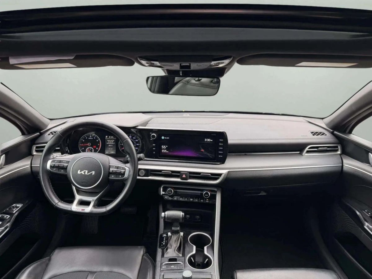 2022 Kia K5 GT-Line - Photo 14