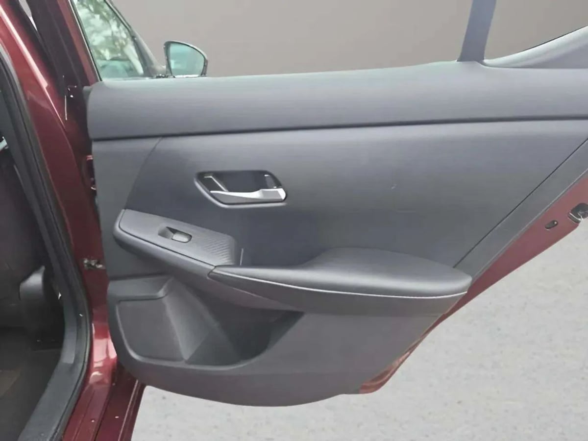 2022 Nissan Sentra SV - Photo 14