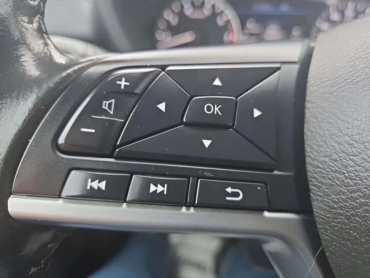 2022 Nissan Sentra SV - Photo 21