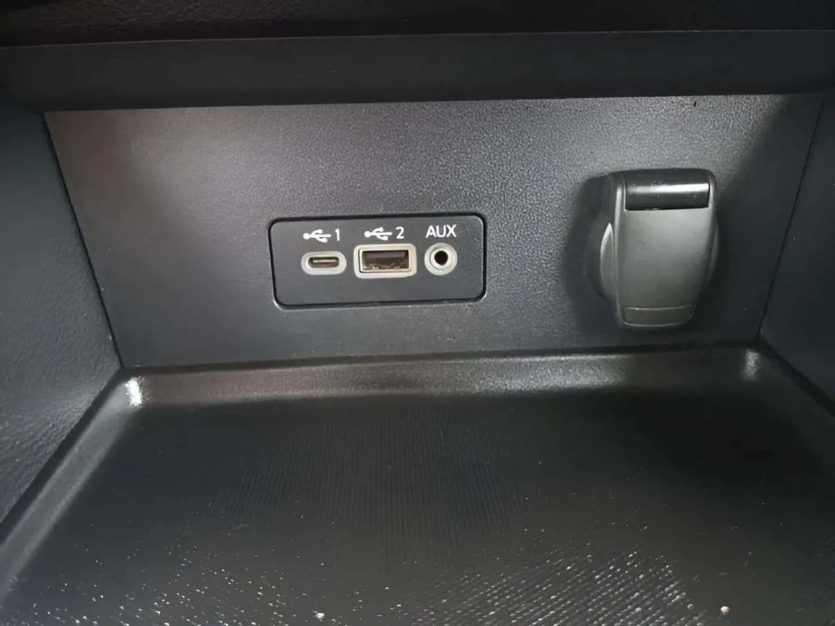 2022 Nissan Sentra SV - Photo 27