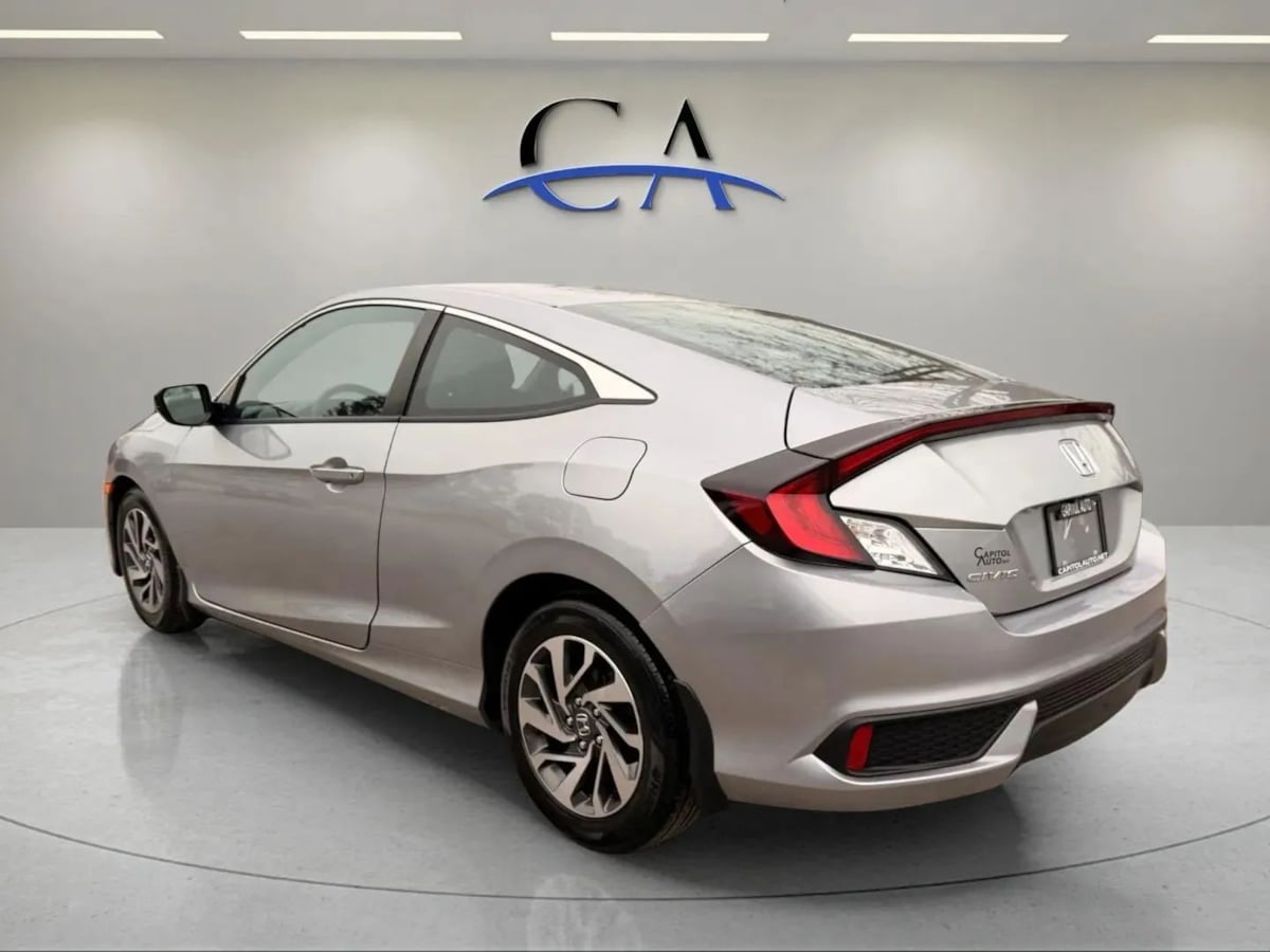 2020 Honda Civic LX - Photo 5
