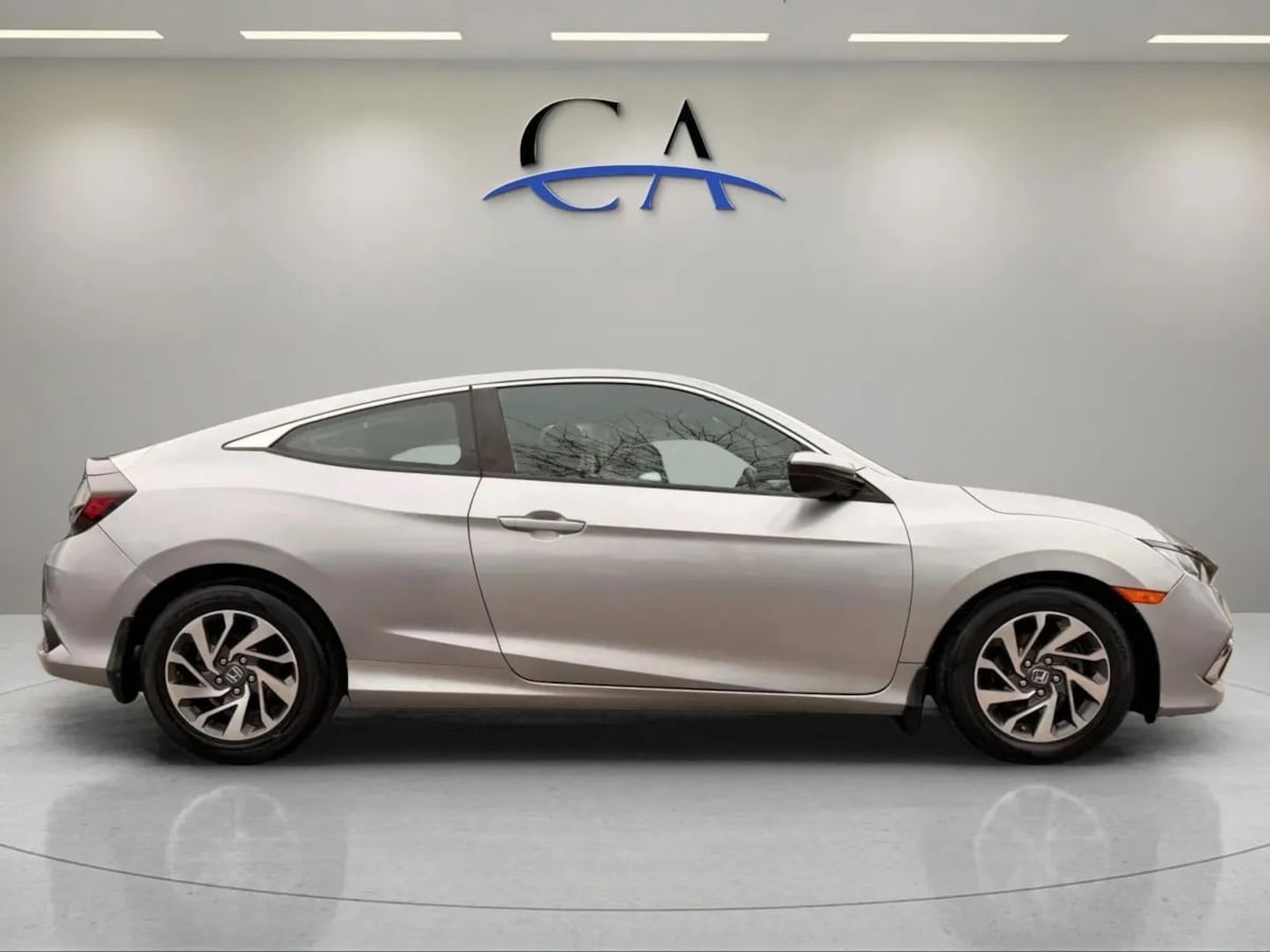 2020 Honda Civic LX - Photo 8