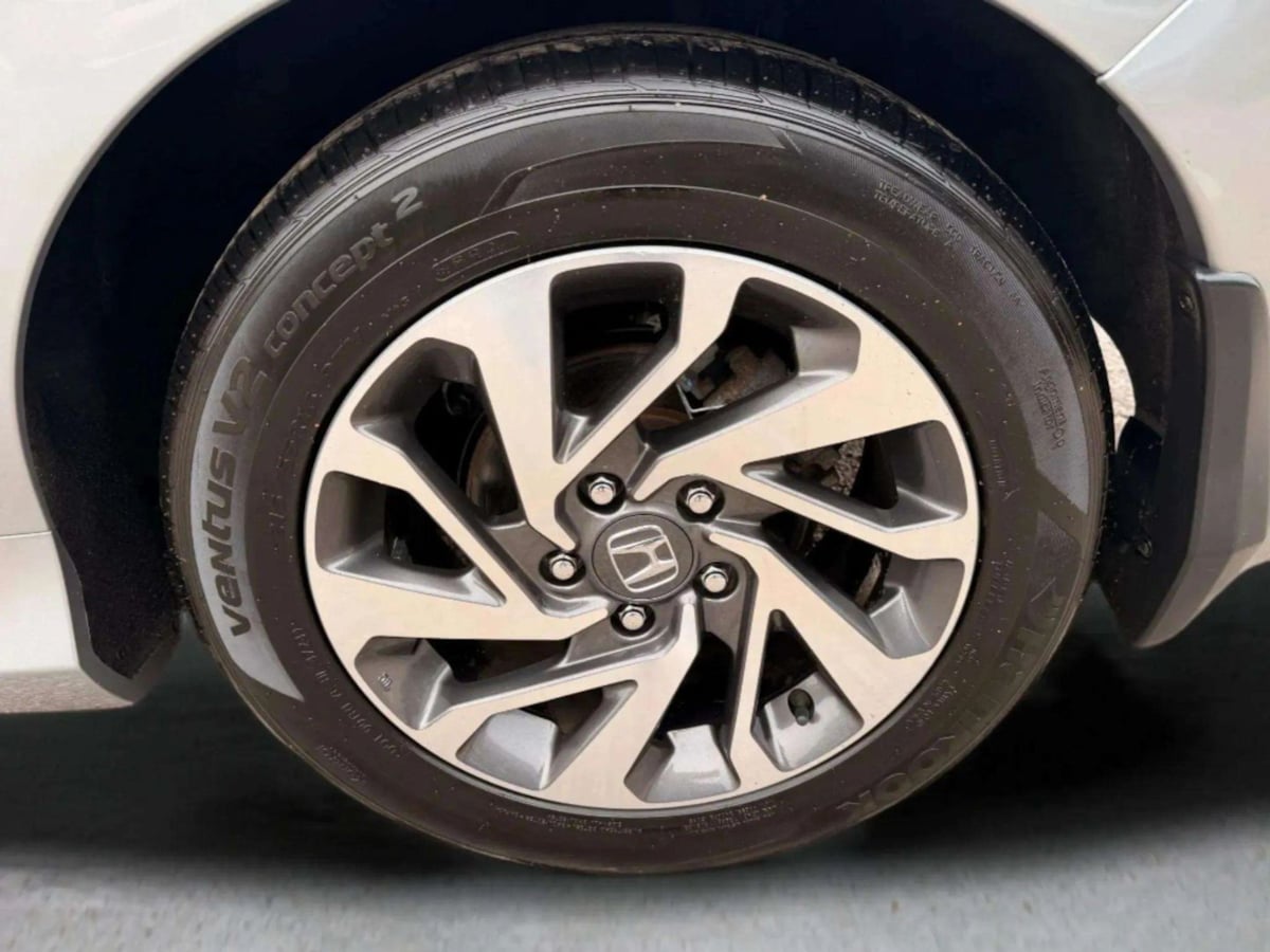 2020 Honda Civic LX - Photo 31