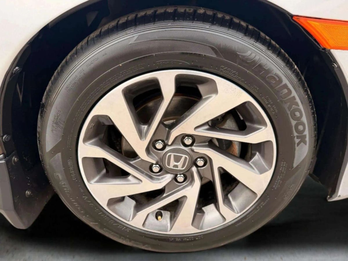 2020 Honda Civic LX - Photo 33