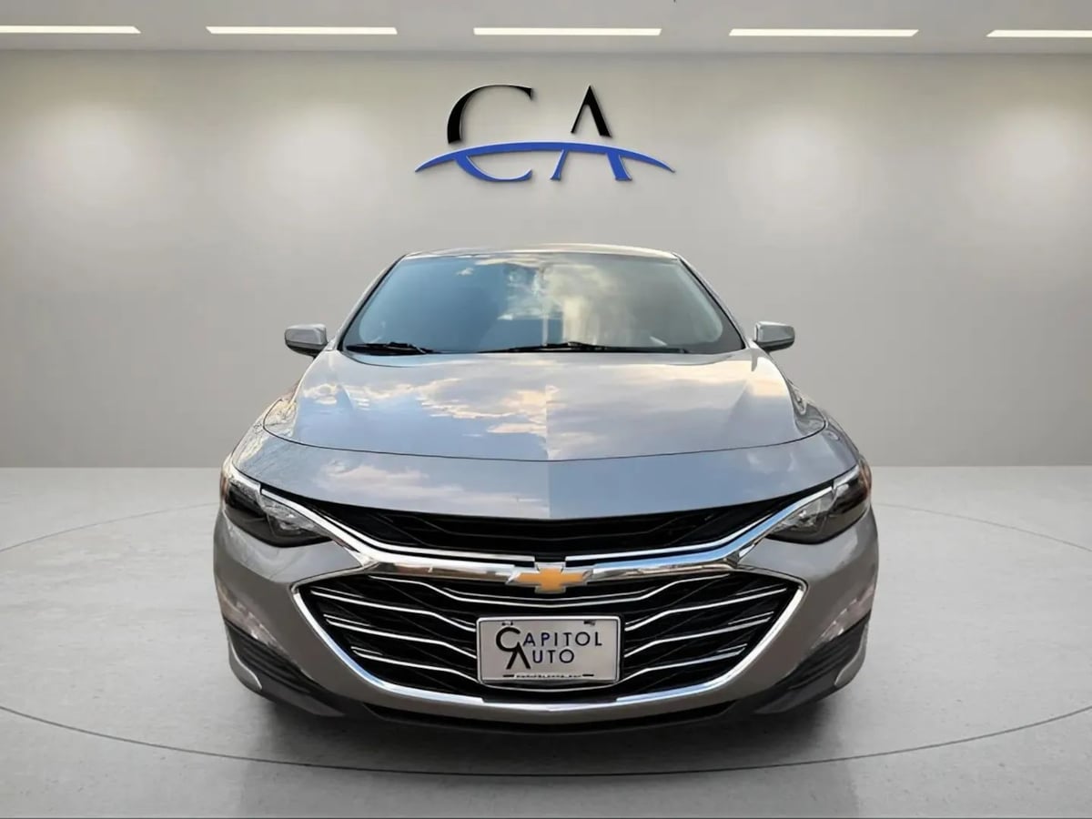 2023 Chevrolet Malibu 1LT - Photo 2