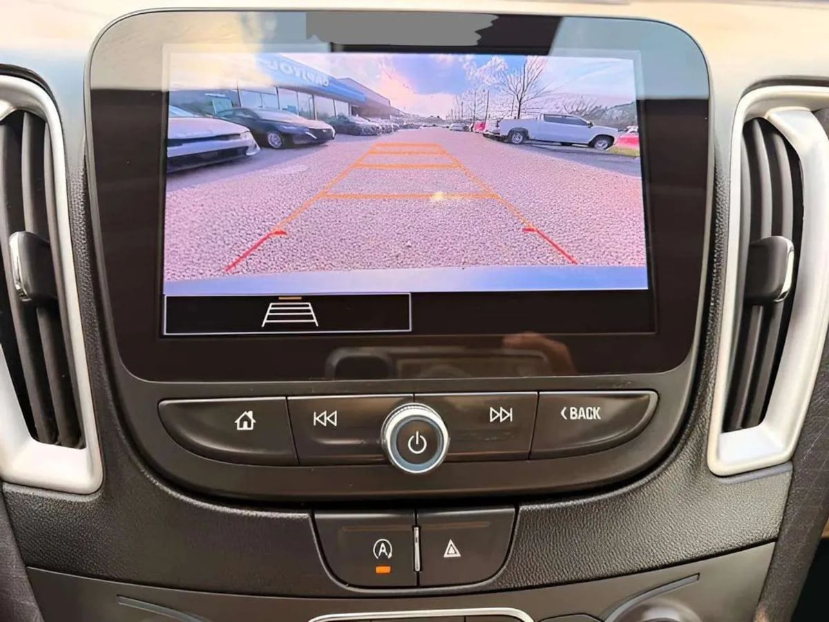 2023 Chevrolet Malibu 1LT - Photo 21