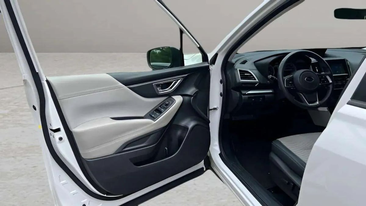 2023 Subaru Forester Premium - Photo 9
