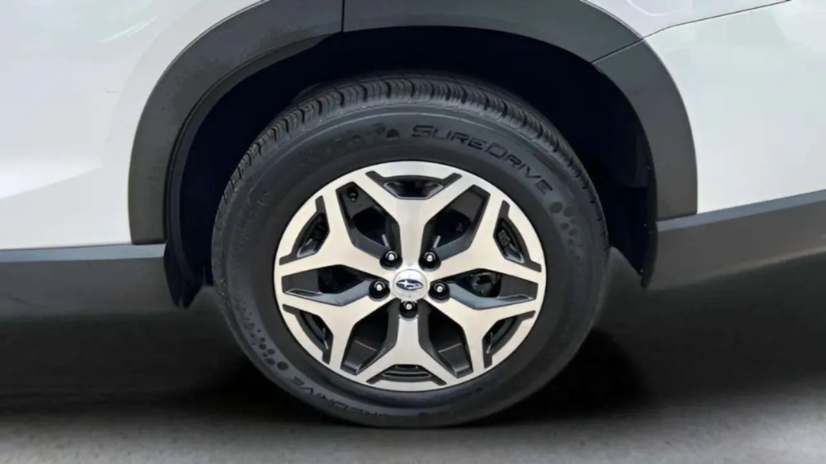 2023 Subaru Forester Premium - Photo 29
