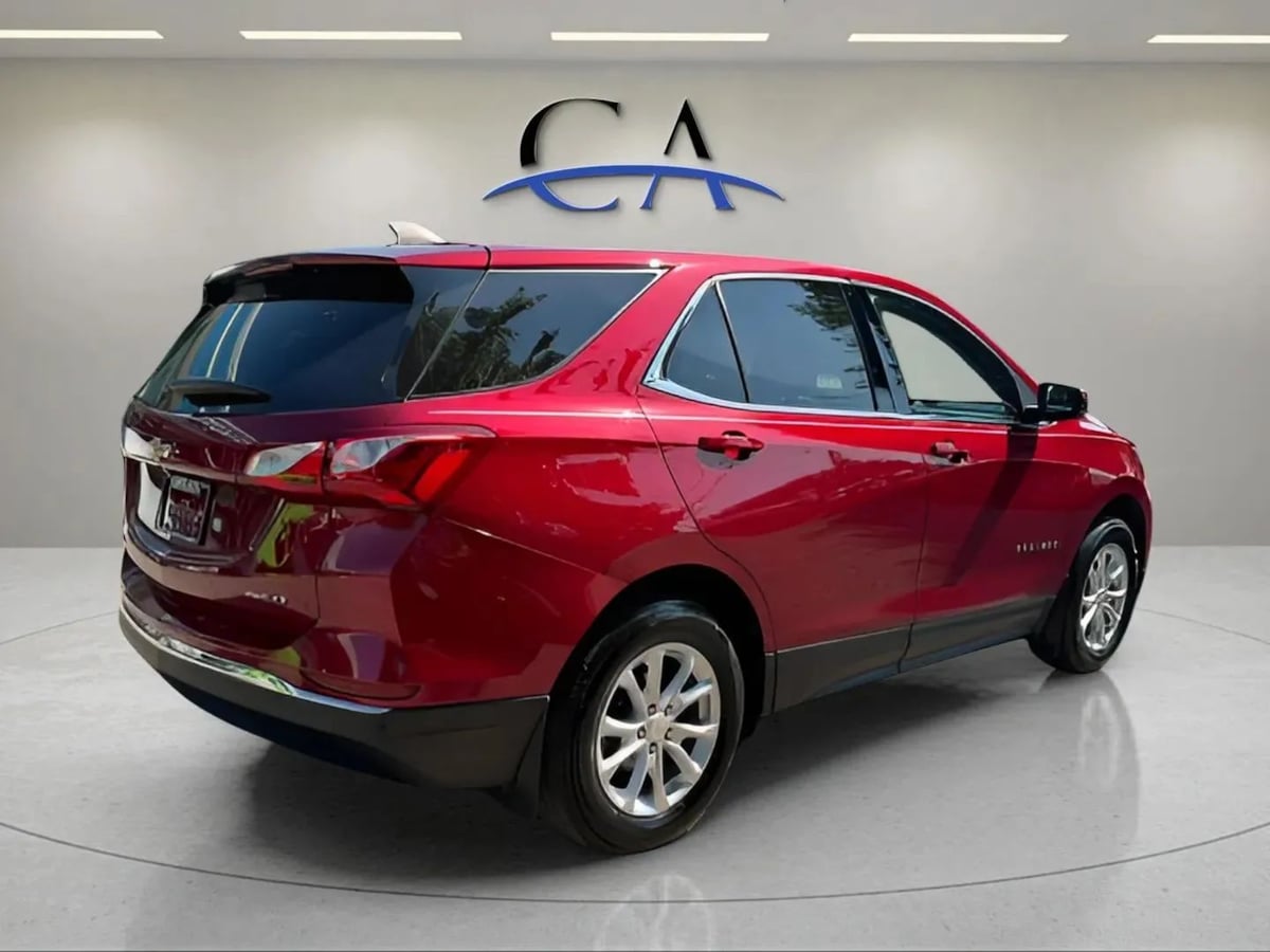 View vehicle photo 7