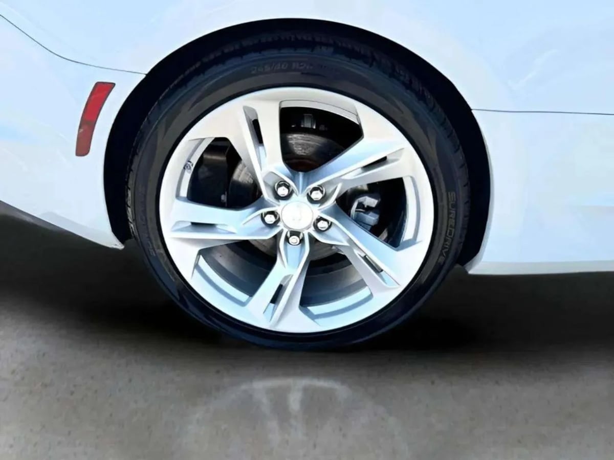 2021 Chevrolet Camaro LT1 - Photo 23