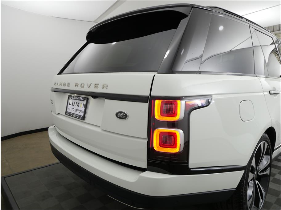 2021 Land Rover Range Rover Autobiography photo 13