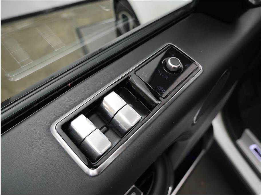 2021 Land Rover Range Rover Autobiography photo 19