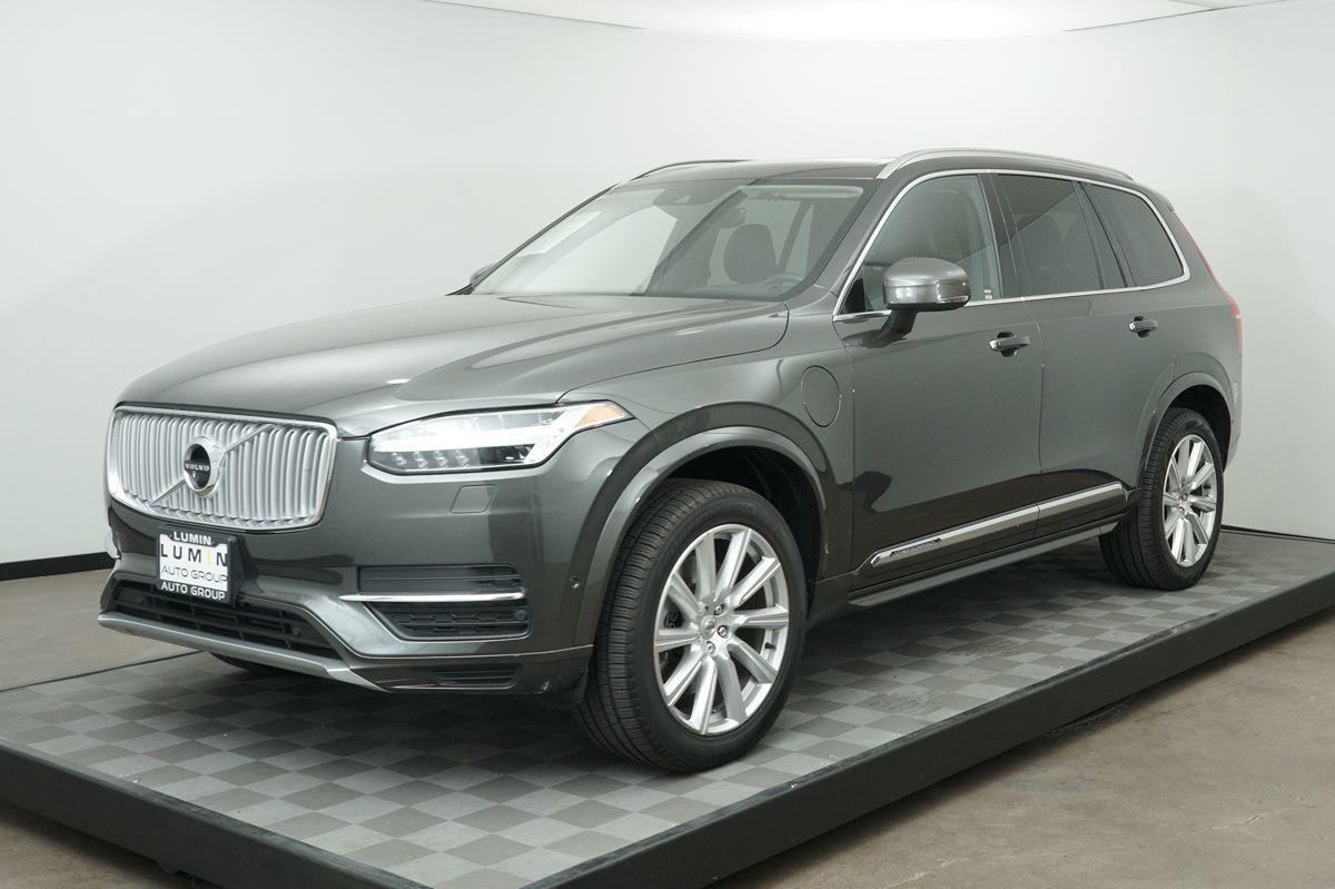 2018 Volvo XC90 T8 Inscription Sport Utility 4D