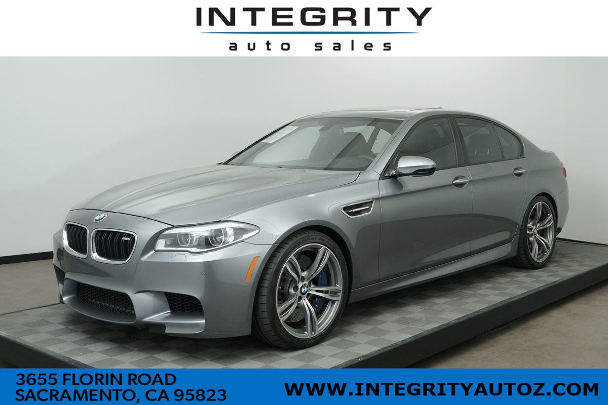 2014 BMW M5 Sedan 4D