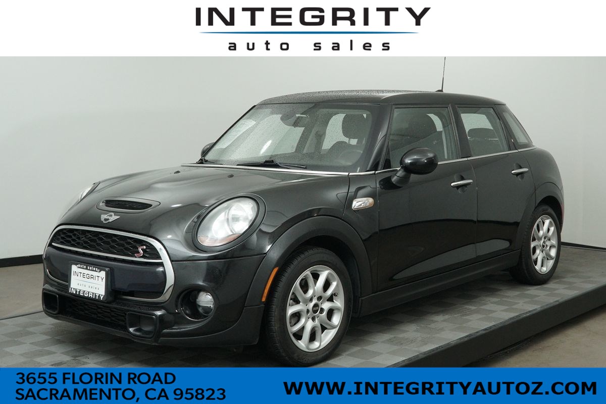 2015 MINI Cooper Hardtop 4 Door Cooper S Hatchback 4D