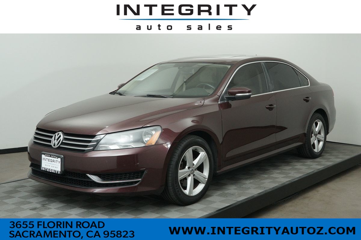 2013 Volkswagen Passat 2.5L SE Sedan 4D